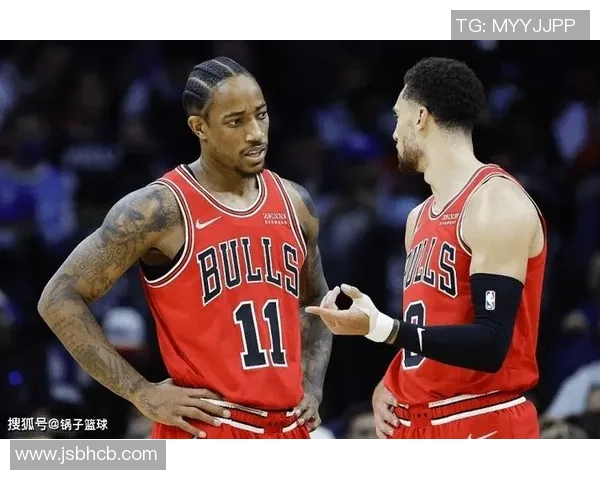 快船押宝28岁科林斯换36岁德罗赞，是绝地求生仍是饥不择食？